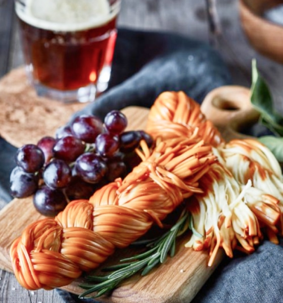 Pairing our cheeses with your favorite beverages